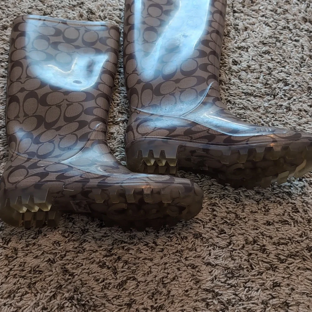 Coach Stylish Brown Patterned Women's Rain Boots - Picture 3 of 5